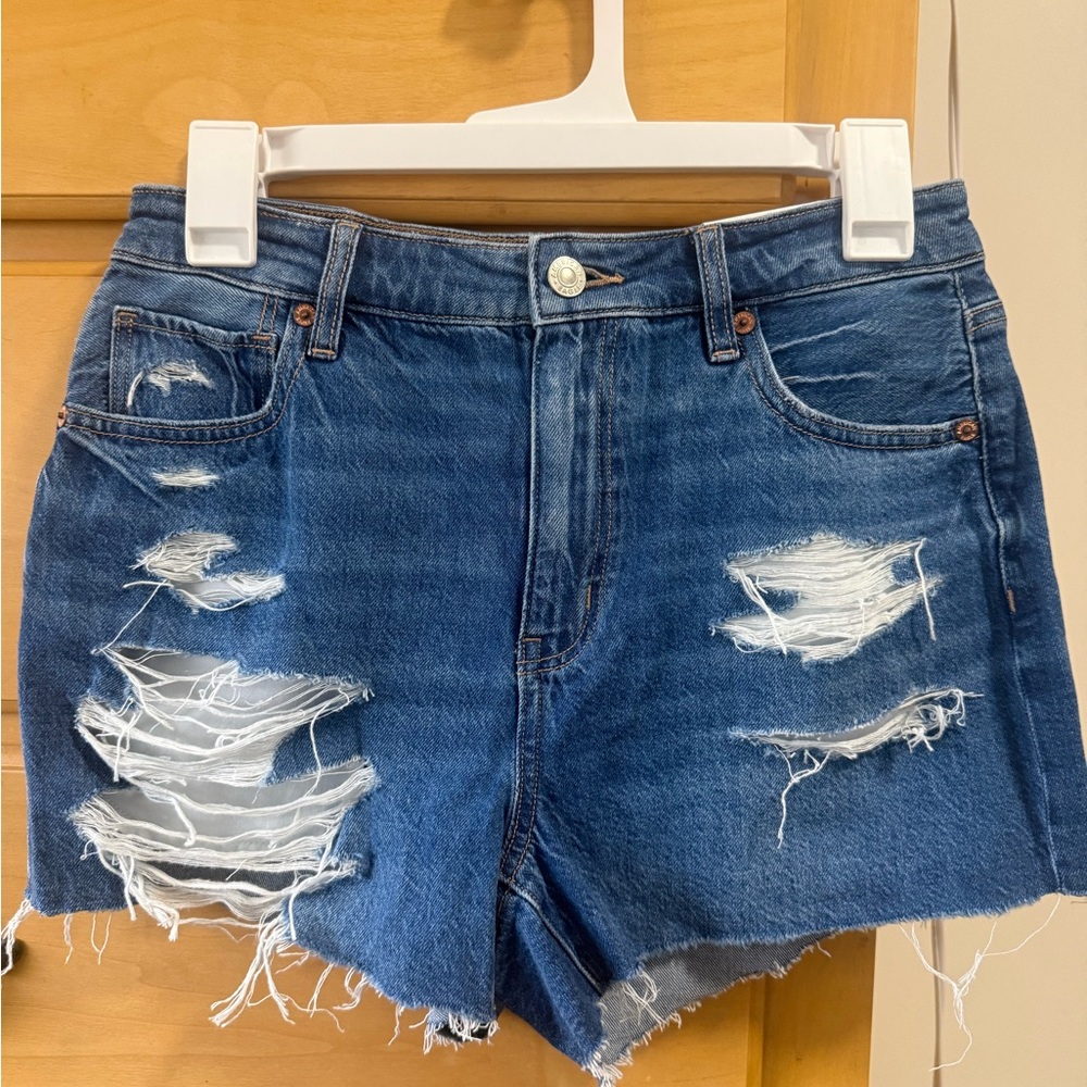 American Eagle Super High Rise Mom Shorts